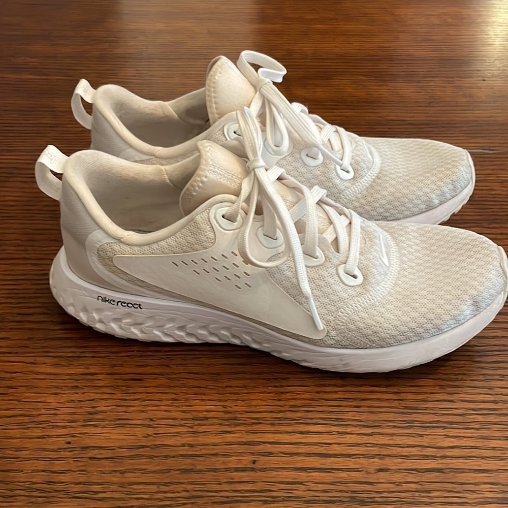 Nike React Women’s white sneakers size 7Y - Picture 4 of 12